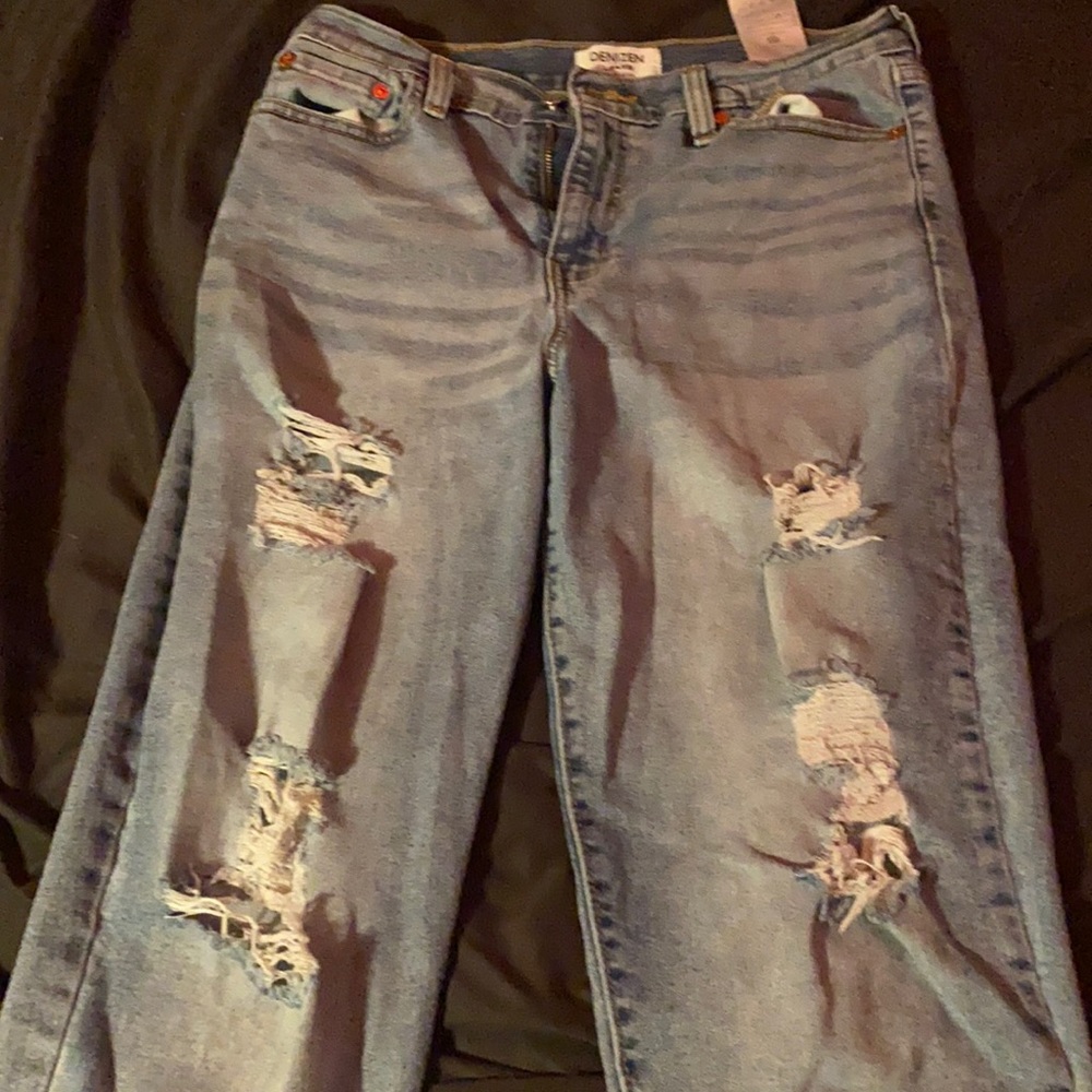 Levi’s denizen mom jeans